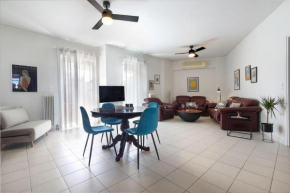 Renaissance City Apartment 
